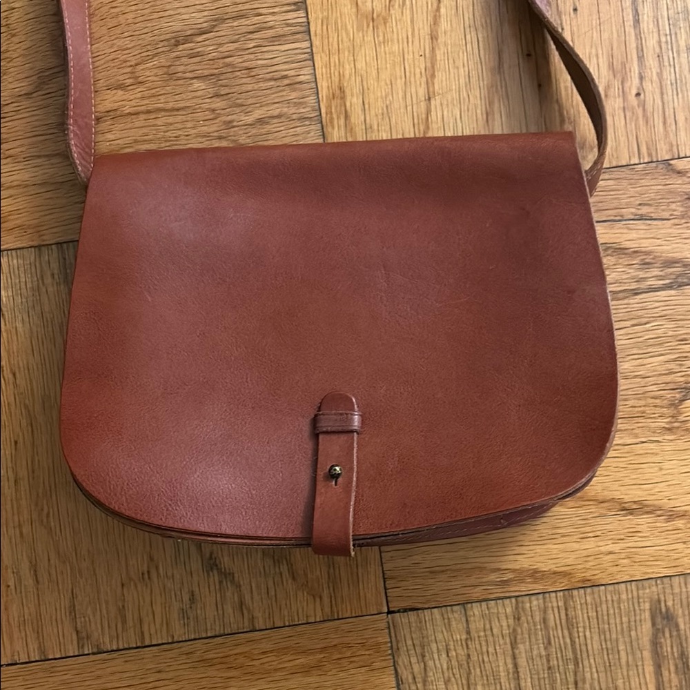 Lucky Brand Brown Leather Messenger Bag with Minimalist Design